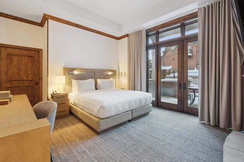 AspenMtnResidences-09A-3418