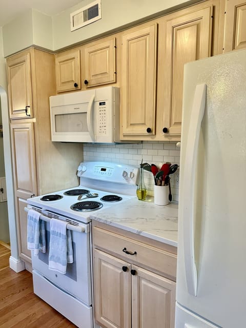 Left side of galley kitchen.