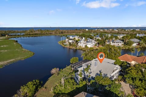 Great location in the Dunes Golf and Tennis Community of Sanibel Island