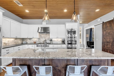 Extra seating around the kitchen island