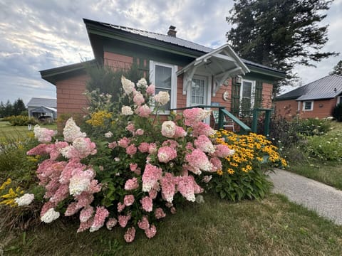 Michigan Front Exterior