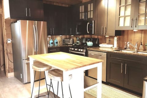 New Kitchen with SS appliances and Granite countertop