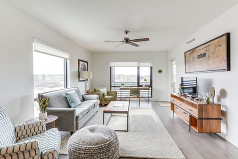 Springfield Vacation Rental | 2BR | 2BA | Elevator Access | 1,319 Sq Ft