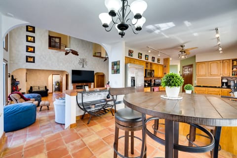 Kitchen | Dining Area | Coffee Maker | 1st Floor