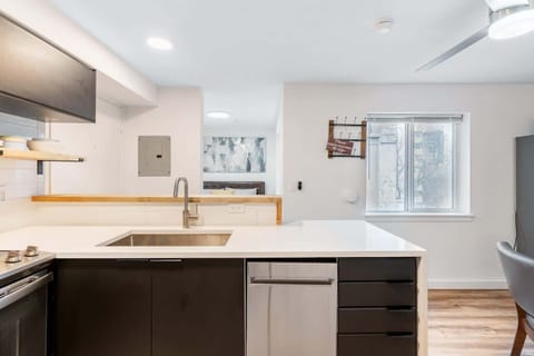 ❗❗SPECIAL OFFER❗❗
Book 4 Nights, - Get 18% OFF; 5 Nights - Get 20% OFF;  6+ Nights - Get 25% OFF