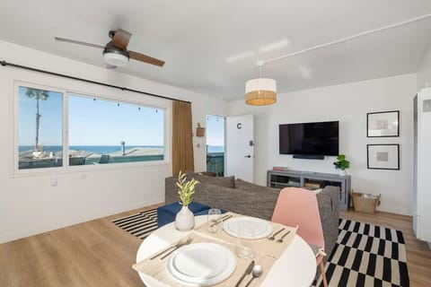 Living room, 180 degree panoramic ocean view from window and front patio.