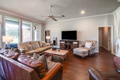 Aubrey Vacation Rental | 3BR | 2BA | 2,100 Sq Ft | Stairs Required