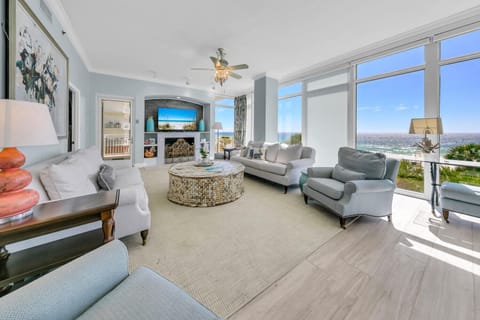Sterling Beach #301