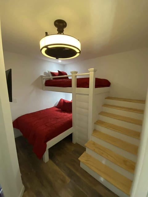Bunk room - twin/full - a kids dream but comfortable for adults too!