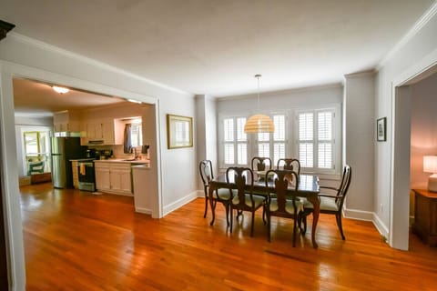 Toccoa riverfront cottage in McCaysville GA