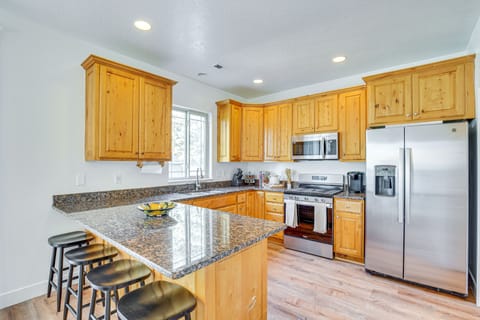 Kitchen | Keurig Coffee Maker | Dishwasher | Blender | Crockpot | 1st Floor