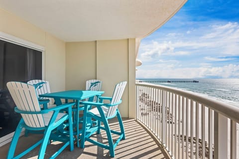 Royal Palms 907 Balcony with new furnitures
