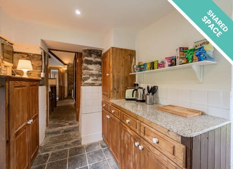 Shared Space Kitchen area Ventry Farm Parlour Cottage Ventry County Kerry