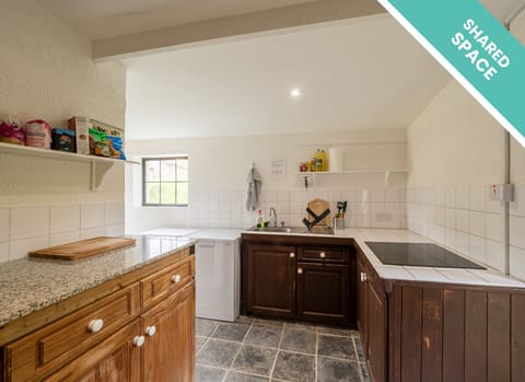 Shared Space Kitchen Ventry Farm Cottages Ventry County Kerry