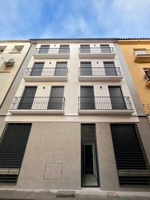 df2484e9-4e8e-4b01-87c1-834460242c52