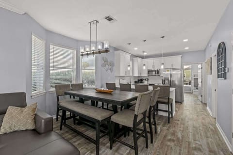 Our spacious dining table offers seating for the whole group!