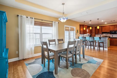 Spacious dining table