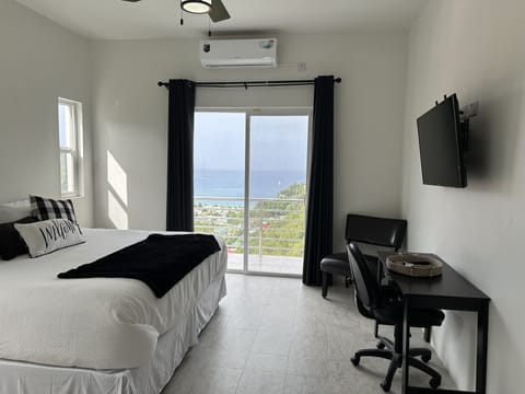 King Room with Sea View (1)