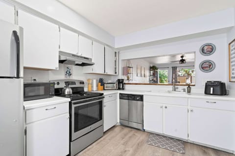 Bright, Modern Kitchen Ready for Your Creations