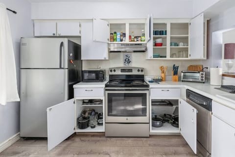 Cook, connect, and savor in this fully equipped kitchen space.