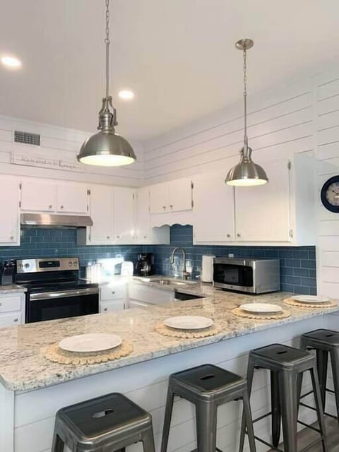 Kitchen has everything you need to cook a delicious meal