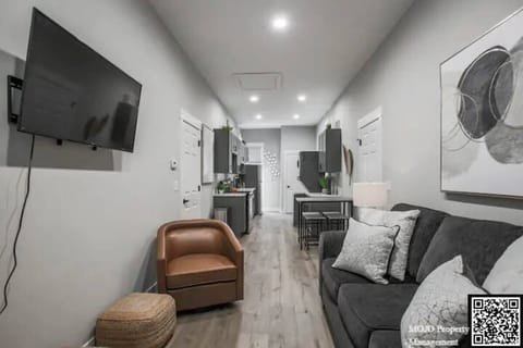 1cc37d6d 2430 4aa4 91eb 1475b2ecf6b9