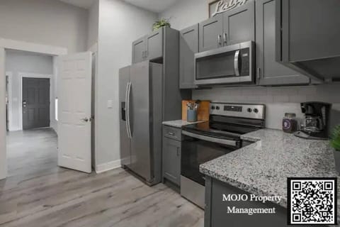 77b0333c 019f 4867 b5b7 973a80f27ca8