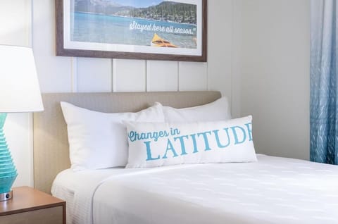 Unit with 2 Queen beds. Exact unit will be assigned upon arrival. Views, colors, and decor may vary.