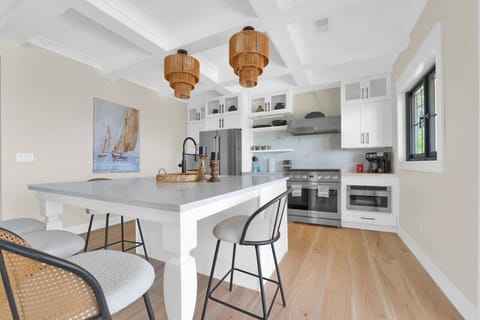 Kitchen with seating