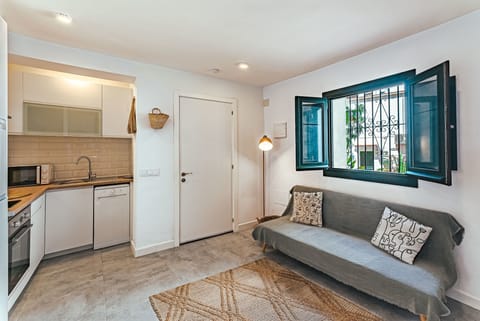 Kitchen or kitchenette,Living room