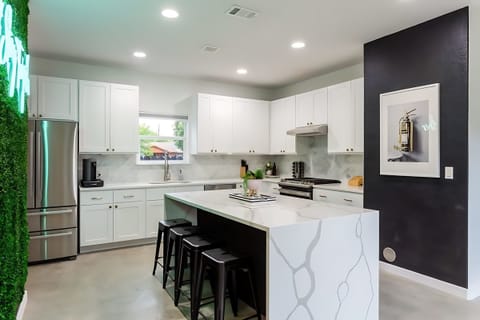 Fully Equipped Kitchen For All Your Culinary Needs!