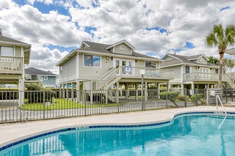 1107 N. Waccamaw Dr. #6