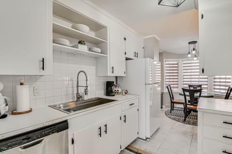 Kitchen | Cooking Basics | Keurig Coffee Maker