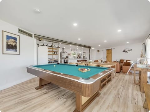 Game room