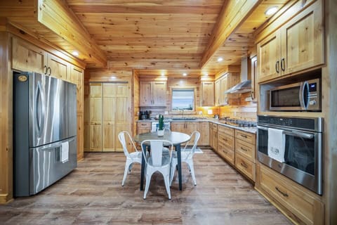 DINING AND KITCHEN AREA