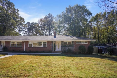Welcome Home to This Beautiful, Renovated 2br/2ba