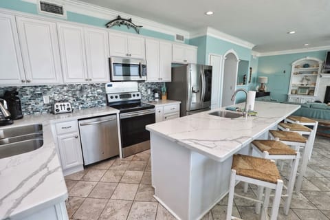 Huge island kitchen counter