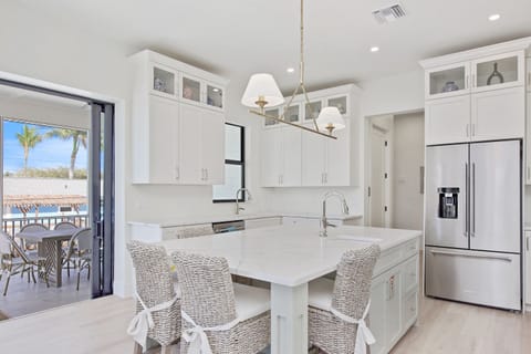 Island Seating for 4