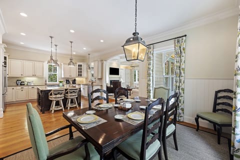 Dining table seats 8 guests