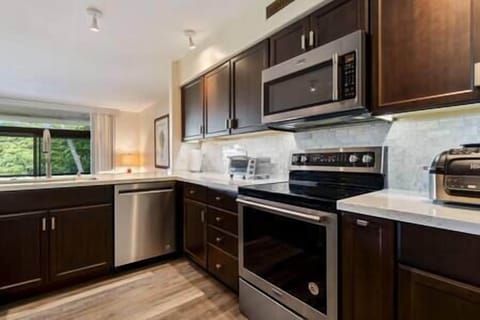 Fully Remodeled kitchen with upgraded appliances