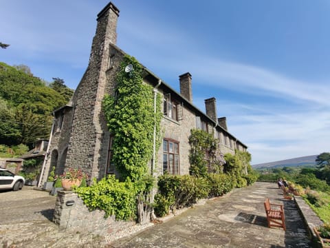Front terrace and drive and entrance