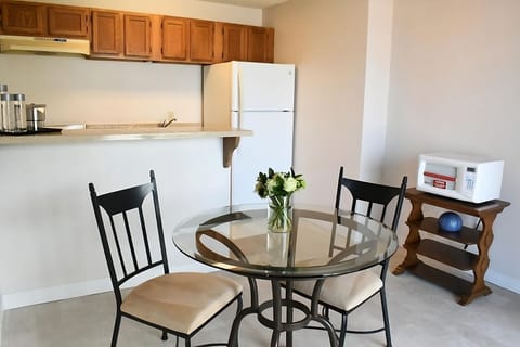 Dining Area. Exact unit will be assigned upon arrival. Views, colors, and decor may vary