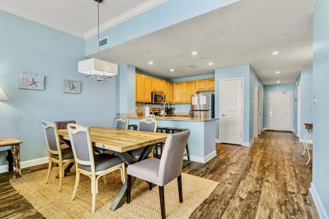 Dining Table for Six! and Kitchen Island Seating!