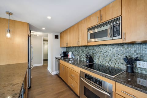 30 E Huron St Apt 4804 Chicago-print-015-013-0015-4200x2800-300dpi