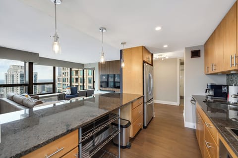 30 E Huron St Apt 4804 Chicago-print-016-021-0016-4200x2800-300dpi