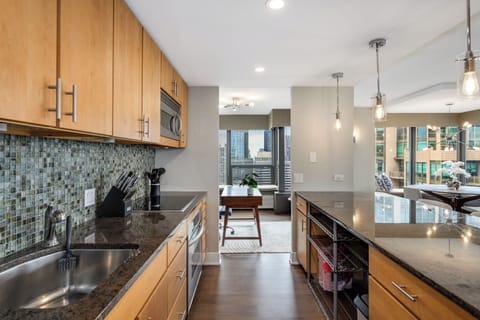 30 E Huron St Apt 4804 Chicago-print-017-019-0017-4200x2800-300dpi