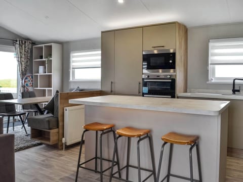 Kitchen area | Solway Heights 8 - Bonnie Escapes, Southerness