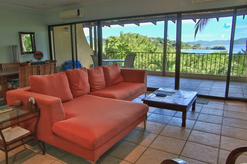  Spacious, comfortable and awesome views from every angle in the condo