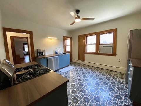 11ba4963 a2de 4c21 9099 8694f92294f1