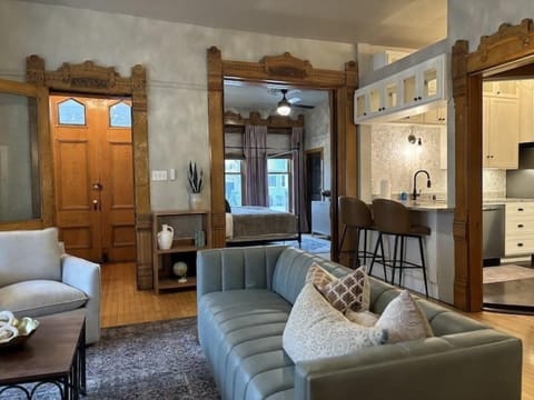 847f8f43 5f5a 4926 92d2 a5edbf70ed4b